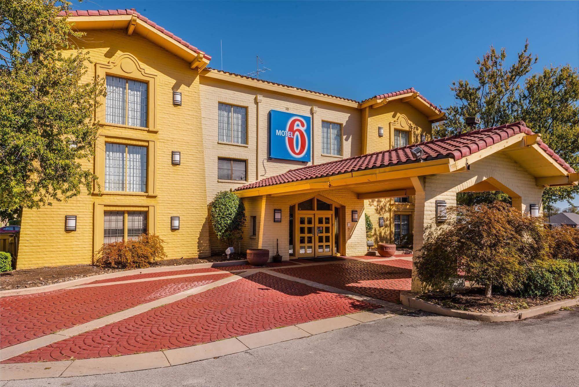 6-knoxville, Tn Hotel Knoxville